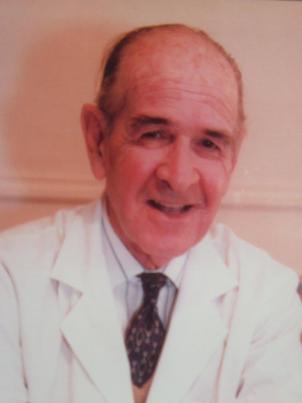 1994-1997-Dr Roberto Nicholson